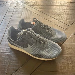 Nike ‘Pre Montreal Racer’ Sneaker!